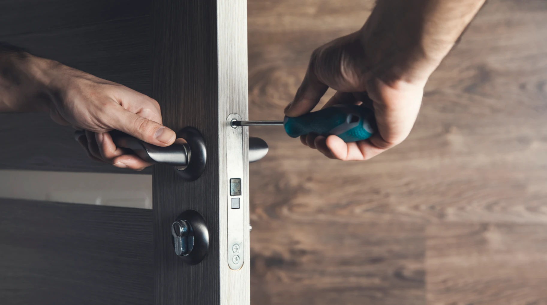 door repairing four